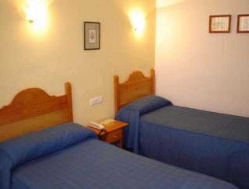Hotel Londres Seville Phòng bức ảnh